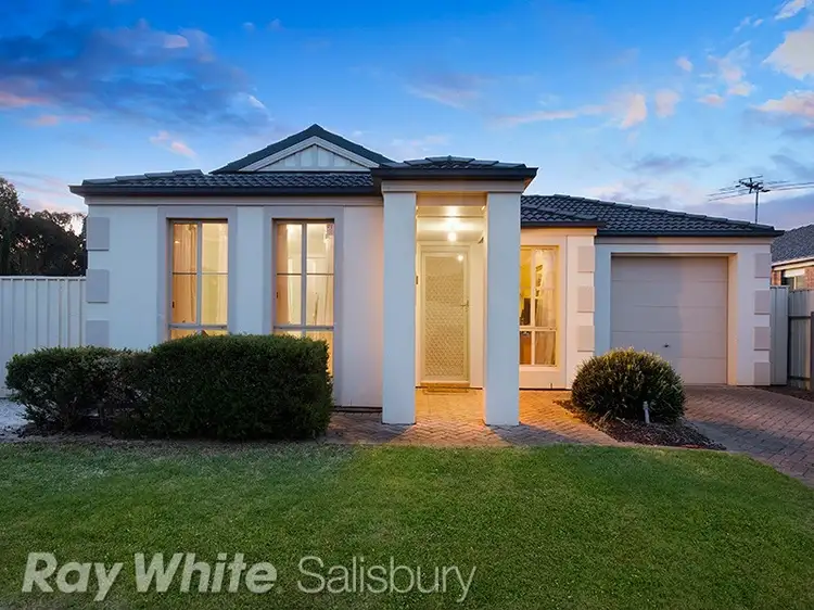 10 Napoleon Court, Paralowie SA 5108