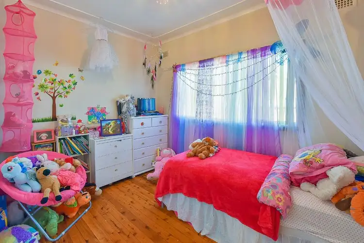 Fifth view of Homely house listing, 17 Gordon Avenue, Ingleburn NSW 2565