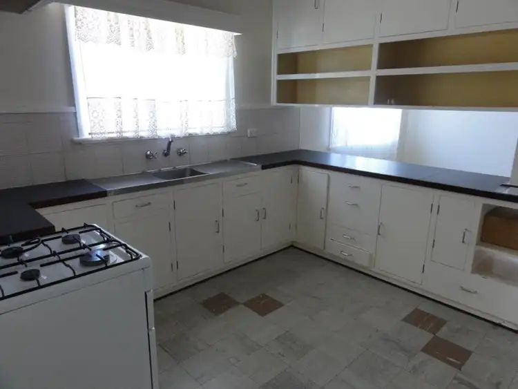 Fifth view of Homely house listing, 650 Chapple Street, Broken Hill NSW 2880