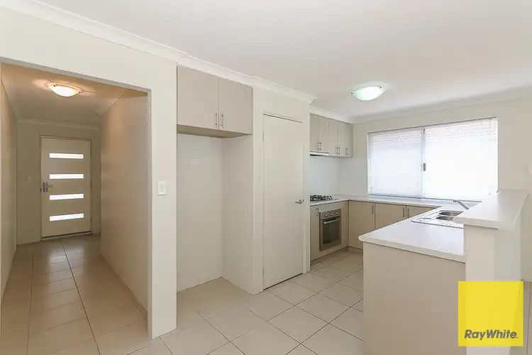 Third view of Homely house listing, 4/16 Larwood Crescent, High Wycombe WA 6057