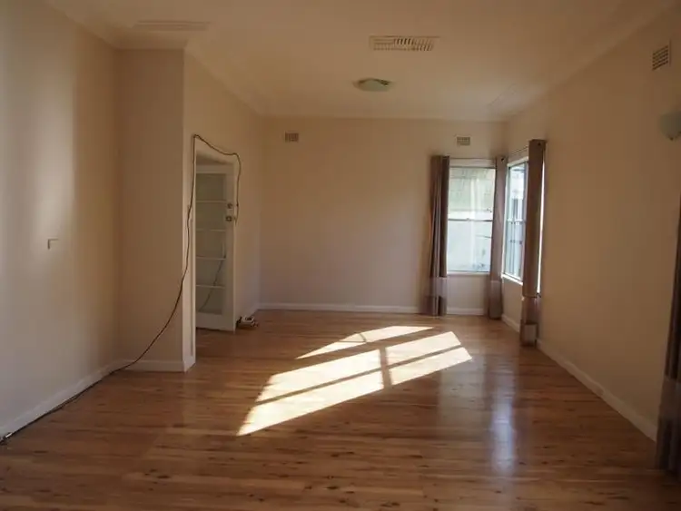 Third view of Homely house listing, 5 Rose Street, Parkes NSW 2870