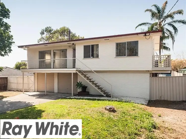 26 Wootton Cresent, Springwood QLD 4127