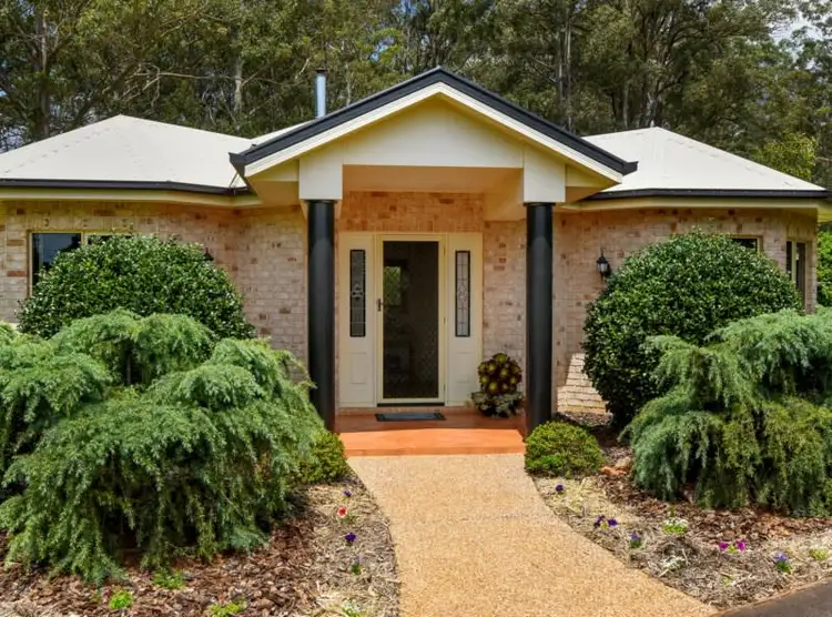 Second view of Homely house listing, 2 Leanne Court, Highfields QLD 4352