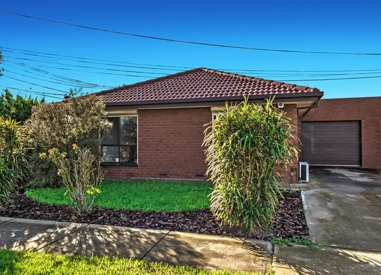 1/14 Gladstone Street, St Albans VIC 3021