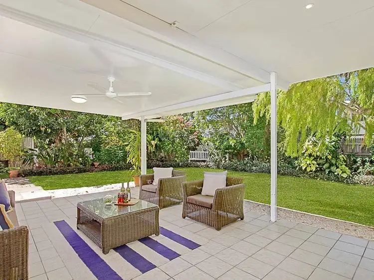 33 Tamarind Street, Kirwan QLD 4817