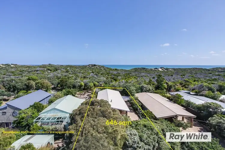 82 Carslake Avenue, Blairgowrie VIC 3942