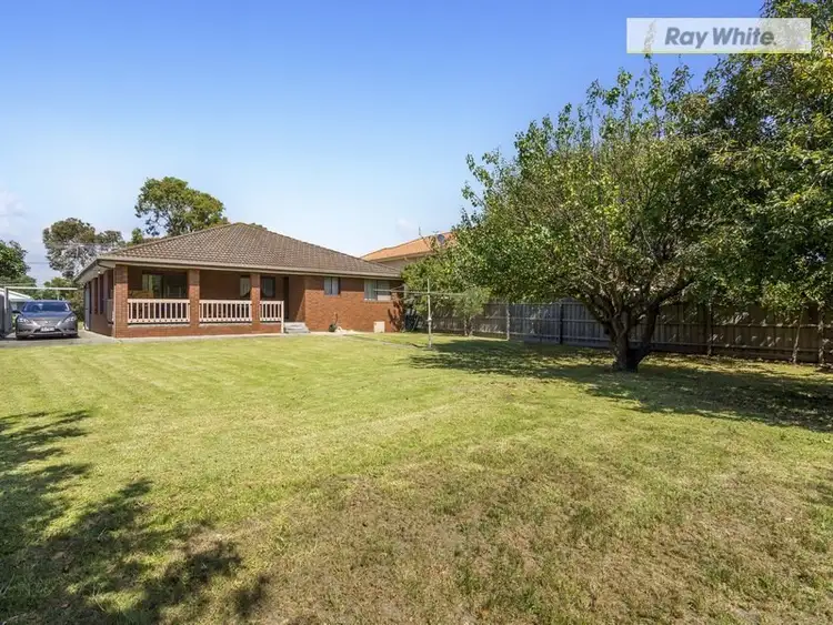 9 Davies Street, Safety Beach VIC 3936