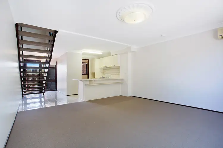 Fourth view of Homely townhouse listing, 5/17 Aquila Court, Mermaid Waters QLD 4218