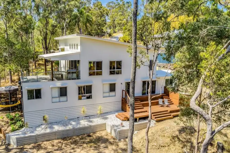 56-58 Buckingham Way, Elanora QLD 4221