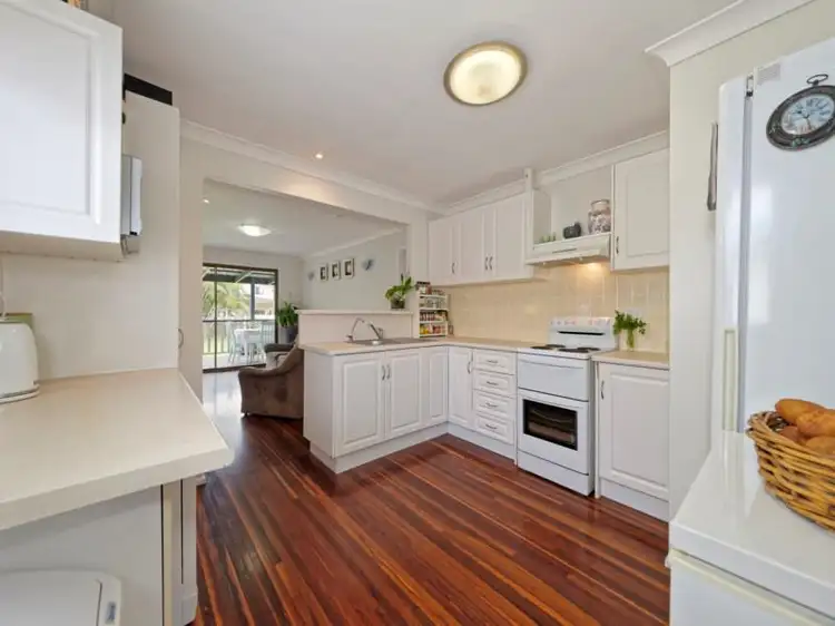 21 Frank Street, Scarborough QLD 4020