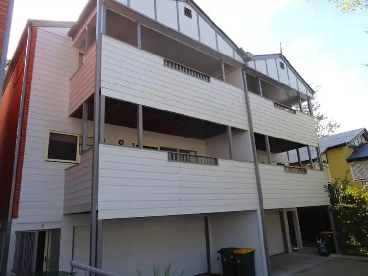 3/2 Queens Road, Taringa QLD 4068