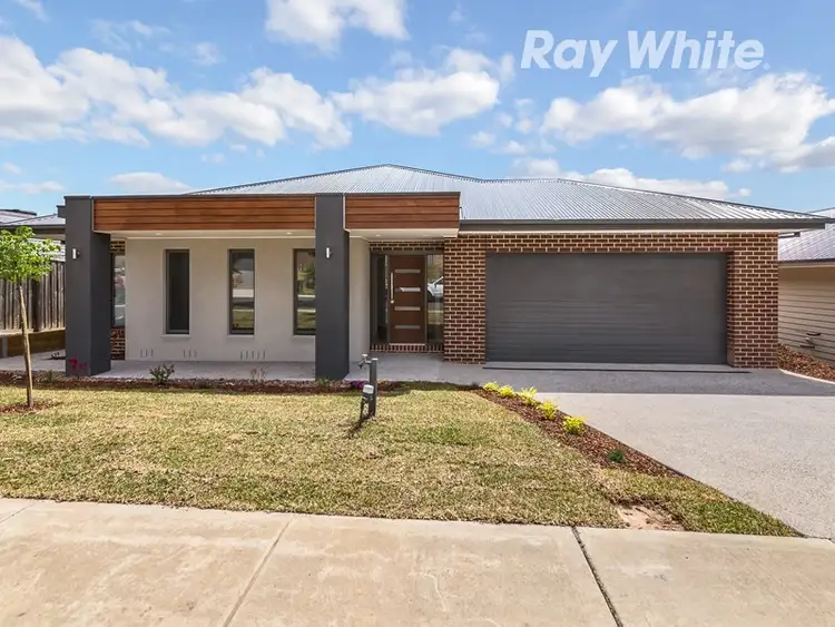 6 Sinnott Street, Doreen VIC 3754