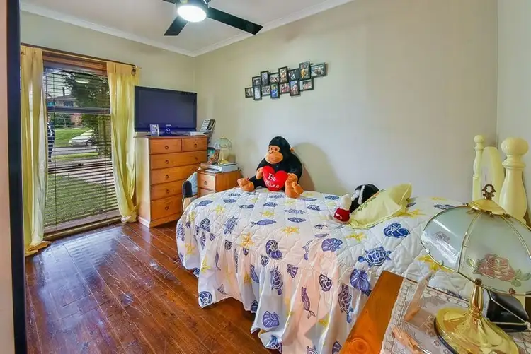 Fifth view of Homely house listing, 10 Caliban Place, Rosemeadow NSW 2560