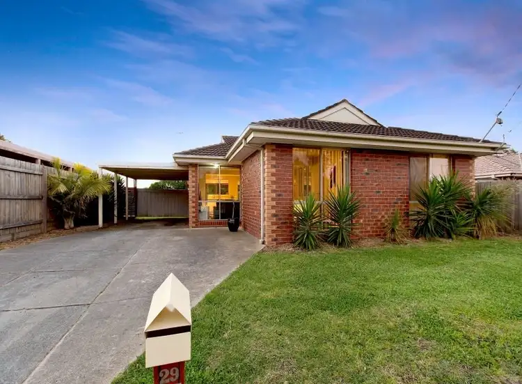 29 Woodvale Drive, Carrum Downs VIC 3201