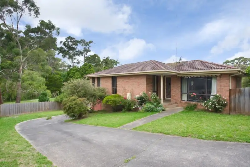 Main view of Homely unit listing, 2/18 Calway Street, Drouin VIC 3818