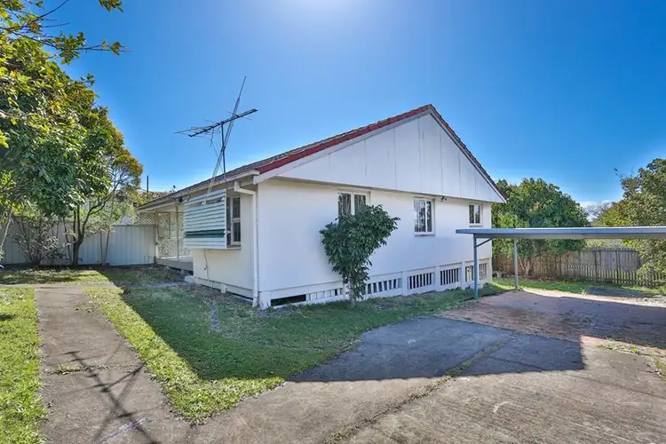 Second view of Homely house listing, 4 Magpie Street, Inala QLD 4077