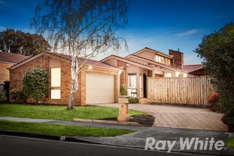 17 Watersedge Close, Knoxfield VIC 3180
