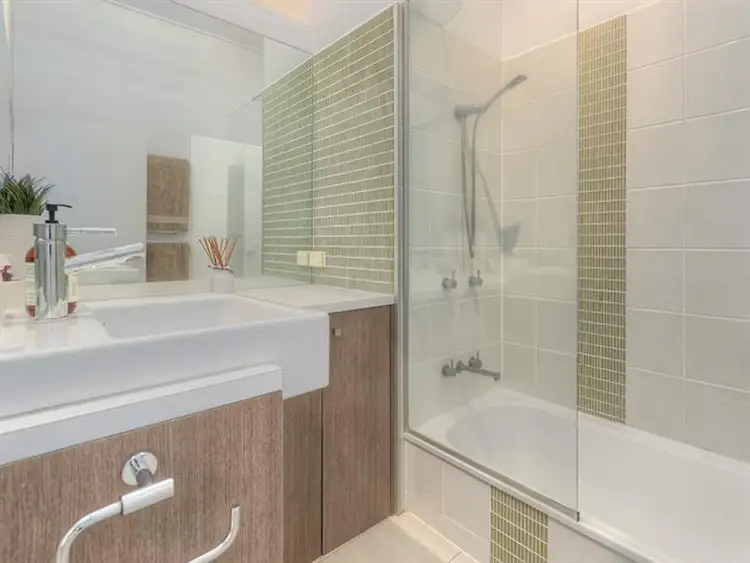 Sixth view of Homely unit listing, 4/65 Erneton Street, Newmarket QLD 4051