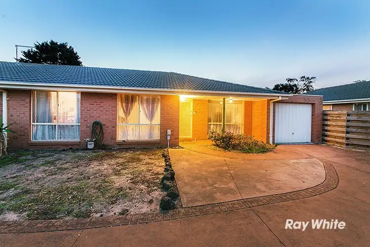 2/14 Duff Street, Cranbourne VIC 3977