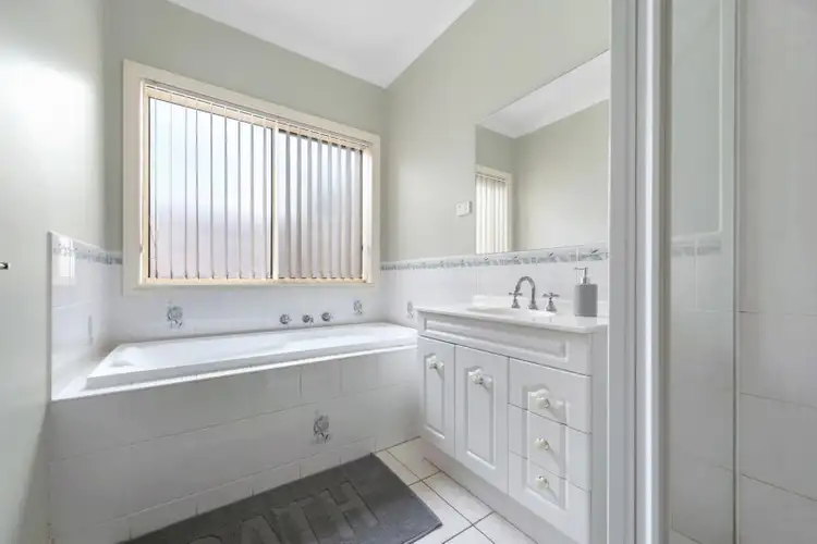 Seventh view of Homely house listing, 7 Bowman Glen, Craigieburn VIC 3064