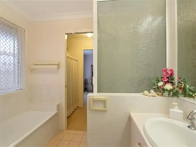 Seventh view of Homely townhouse listing, 3/2-4 Almara Street, Capalaba QLD 4157