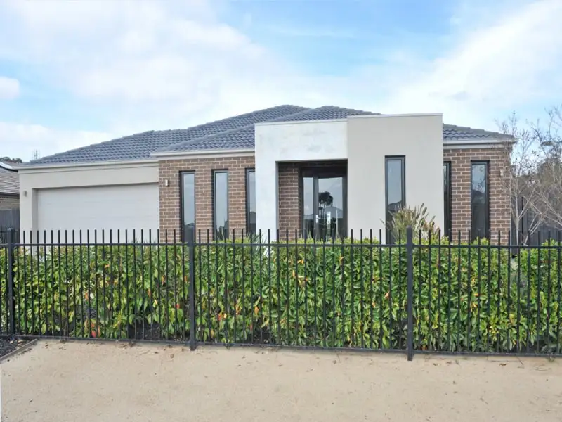 Main view of Homely house listing, 16 McConnell Drive, Junortoun VIC 3551