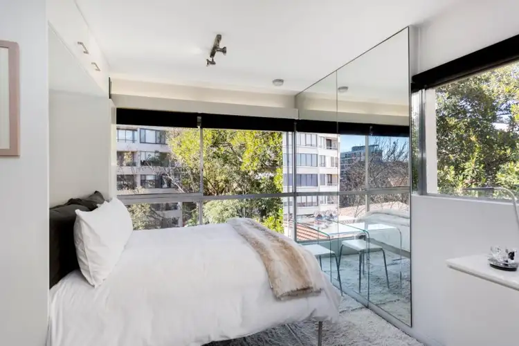 Third view of Homely studio listing, 22/40 Victoria Street, Potts Point NSW 2011