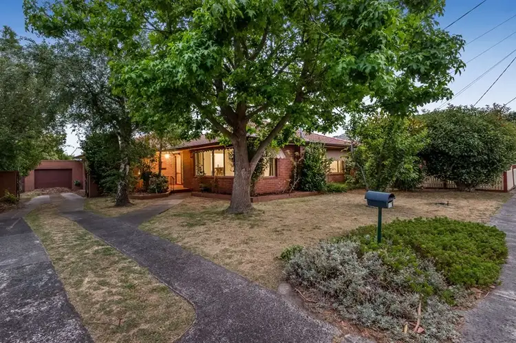 17 Lucerne Crescent, Frankston VIC 3199