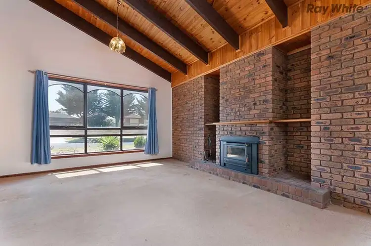 Fifth view of Homely house listing, 16 Willys Avenue, Keilor Downs VIC 3038