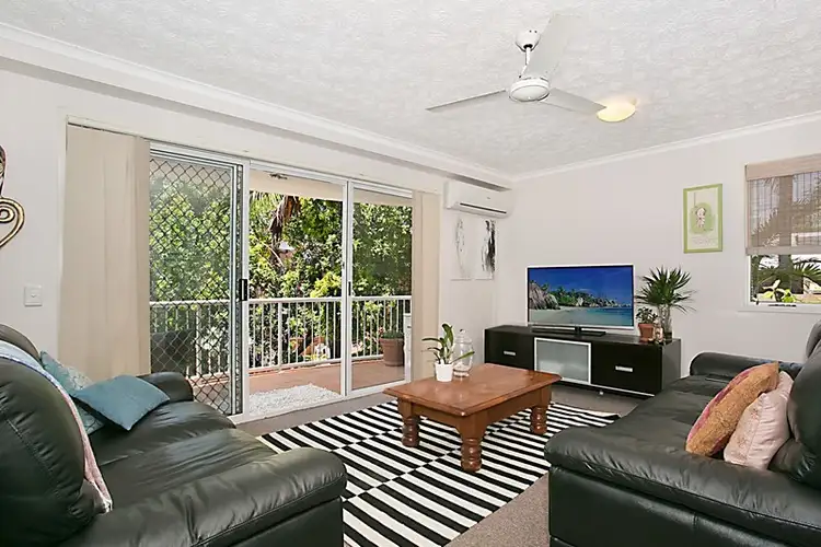 11/32 Second Avenue, Broadbeach QLD 4218