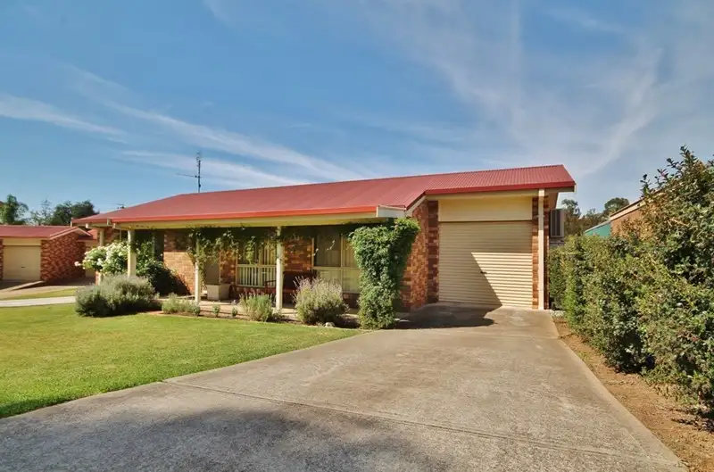 Main view of Homely unit listing, 5/2-4 Cowper Street, Young NSW 2594