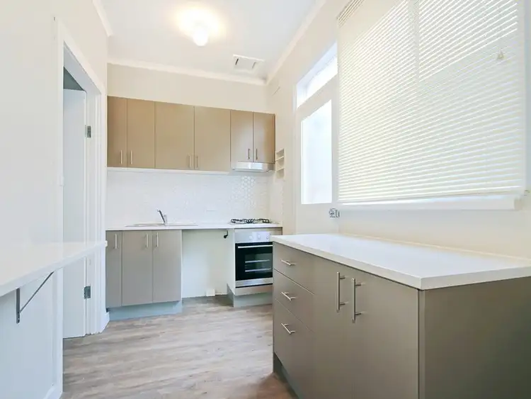 2/302A Goodwood Road, Clarence Park SA 5034
