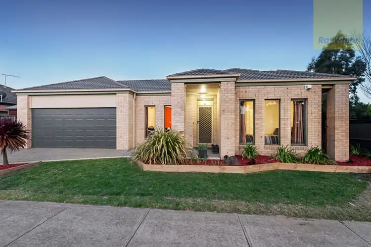 37 Cheltenham Close, Craigieburn VIC 3064