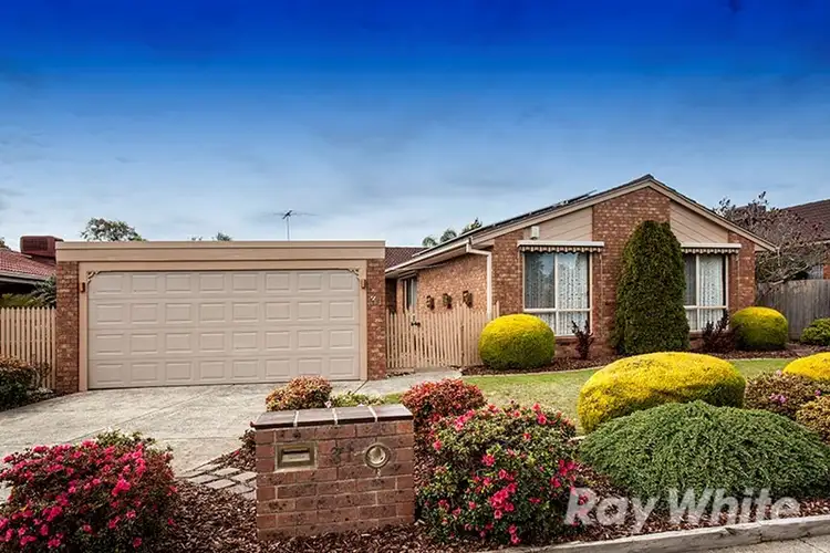 31 Riddell Road, Wantirna South VIC 3152
