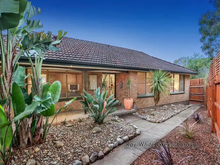 2/112-114 Henry Street, Greensborough VIC 3088