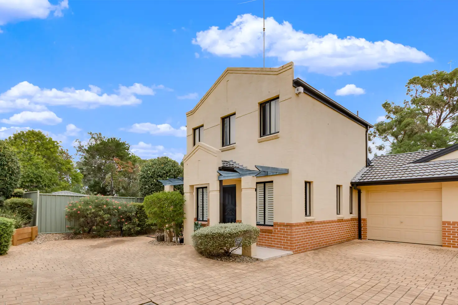 Main view of Homely townhouse listing, 5/9 Fourth Avenue, Macquarie Fields NSW 2564