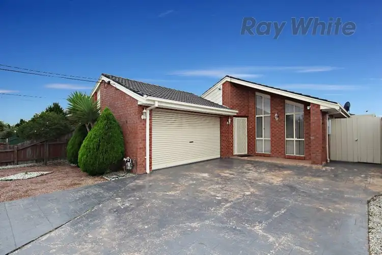 14 Rattray Court, Altona Meadows VIC 3028