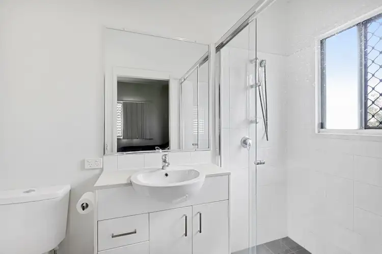 Sixth view of Homely unit listing, 4/8 Dudley Street, Annerley QLD 4103
