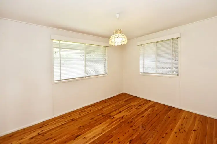 Seventh view of Homely house listing, 4 Macqueen Street, Mount Lofty QLD 4350