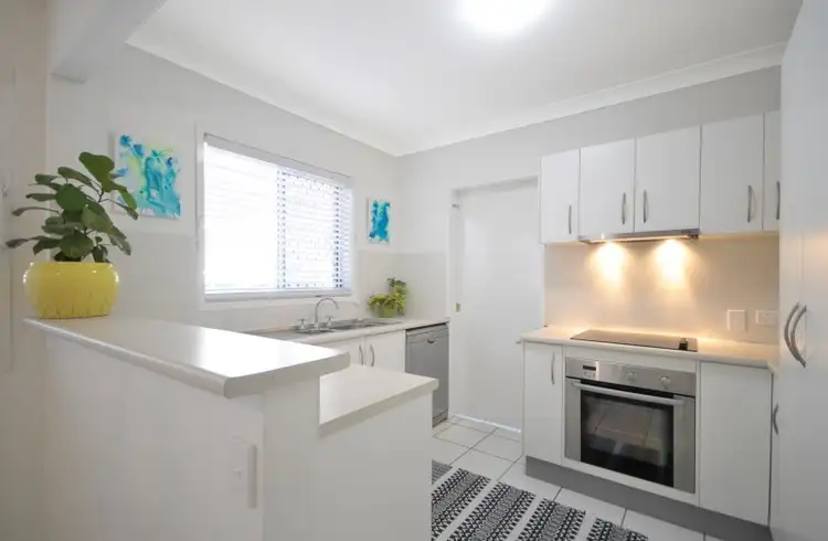 Sixth view of Homely unit listing, 3/6 Christina Court, Mermaid Waters QLD 4218