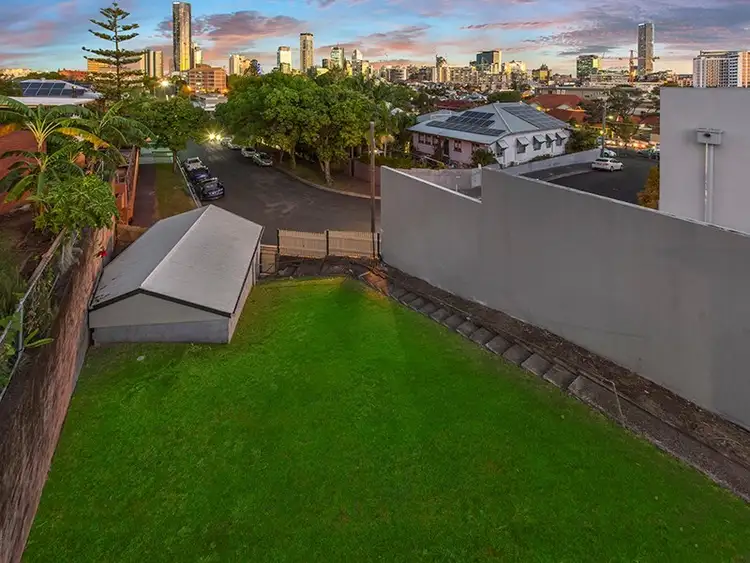 Main view of Homely house listing, 339 GREGORY Terrace, Spring Hill QLD 4000