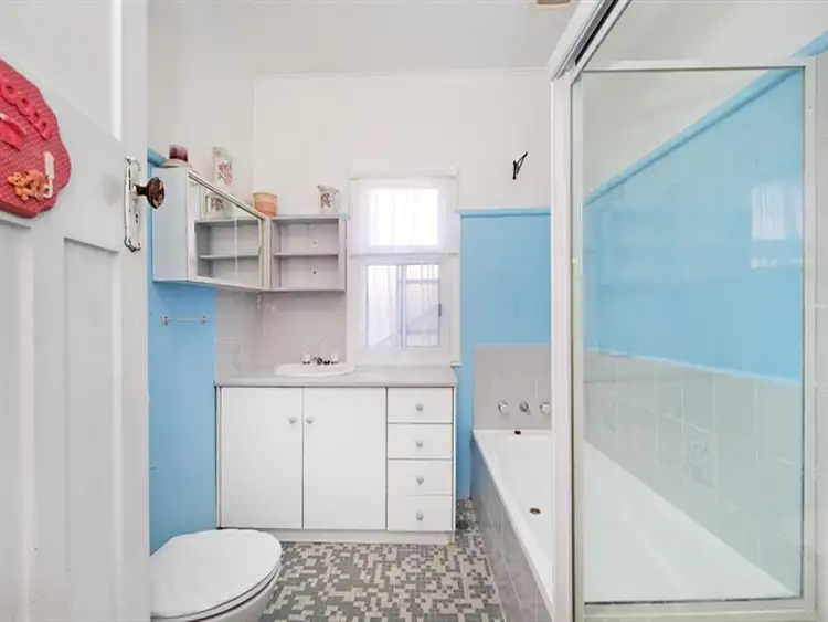 Fifth view of Homely house listing, 15 Brooke Avenue, Killarney Vale NSW 2261