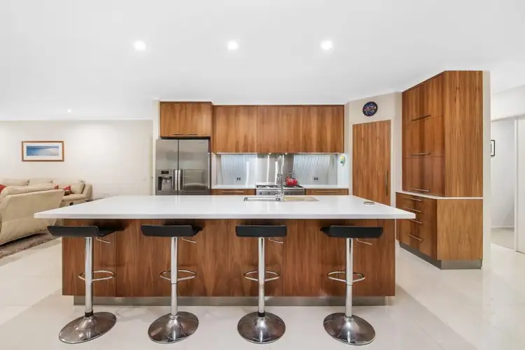 1 Esperance Drive, Twin Waters QLD 4564