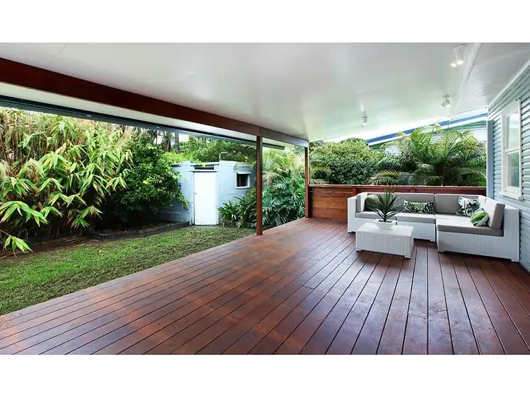 220 Turpin Road, Labrador QLD 4215