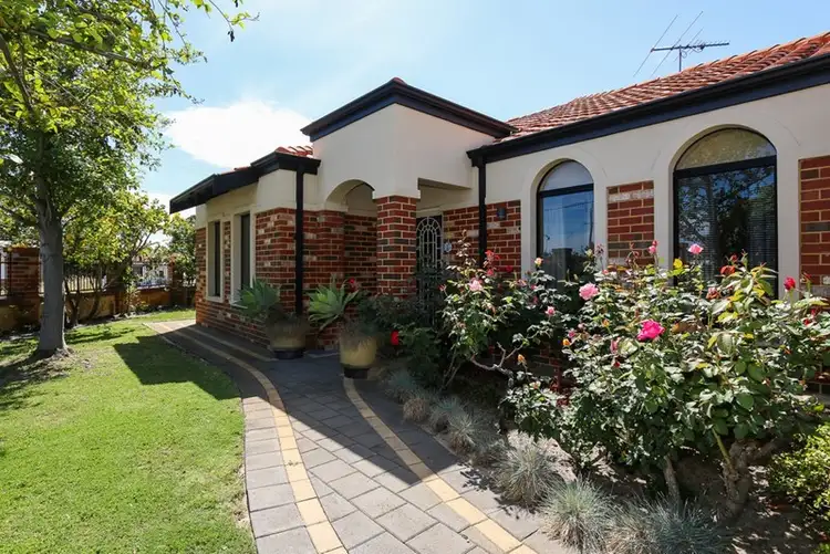 1 Silverwood Street, Morley WA 6062
