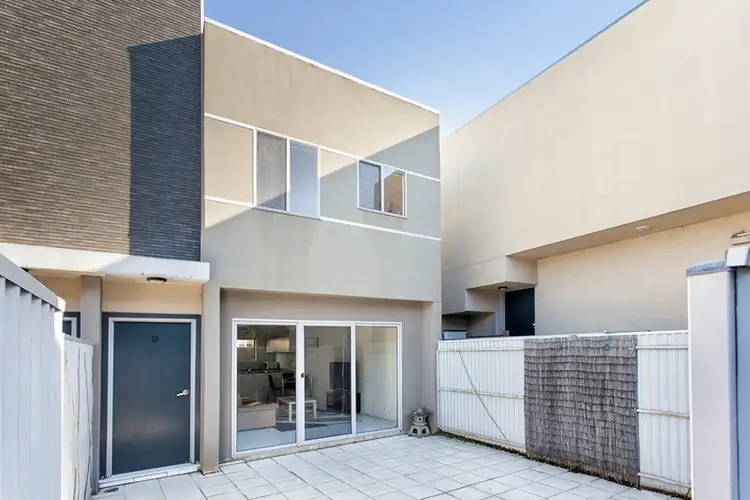 Sixth view of Homely unit listing, 8/1204 Glenhuntly Road, Glen Huntly VIC 3163
