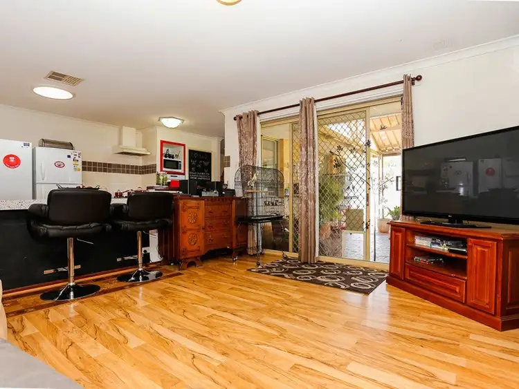 Fourth view of Homely house listing, 6 Blossom Court, Bullsbrook WA 6084