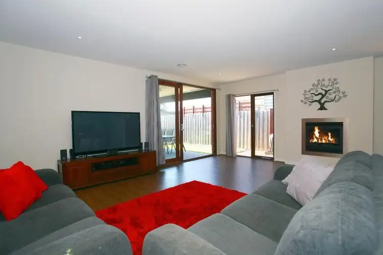 6 Bawden Street, Carrum Downs VIC 3201