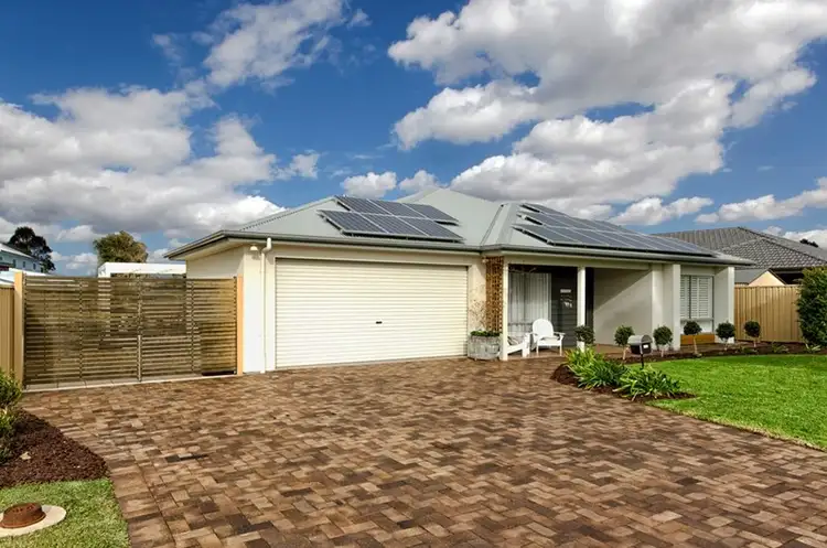 10 Halcyon Circuit, Aldinga Beach SA 5173