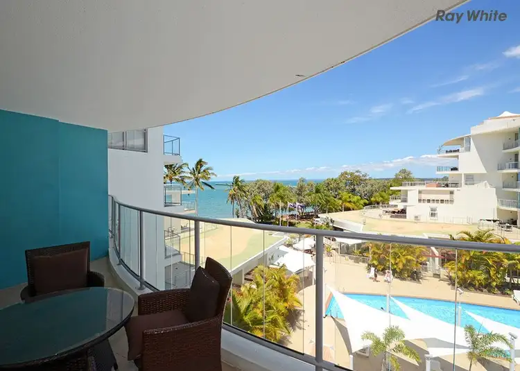 319/569 Charlton Esplanade, Urangan QLD 4655